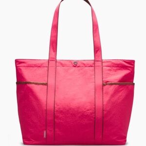 LULULEMON Multi pocket DAILY TOTE BAG 20L Color PINK GLAZE